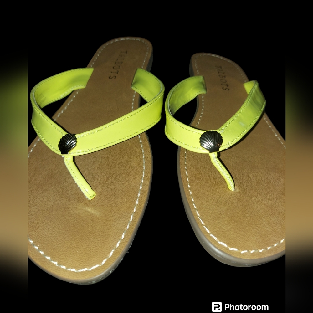 Talbots Mari Yellow Patent Thong Sandals Women's Size 8 - Picture 6 of 7